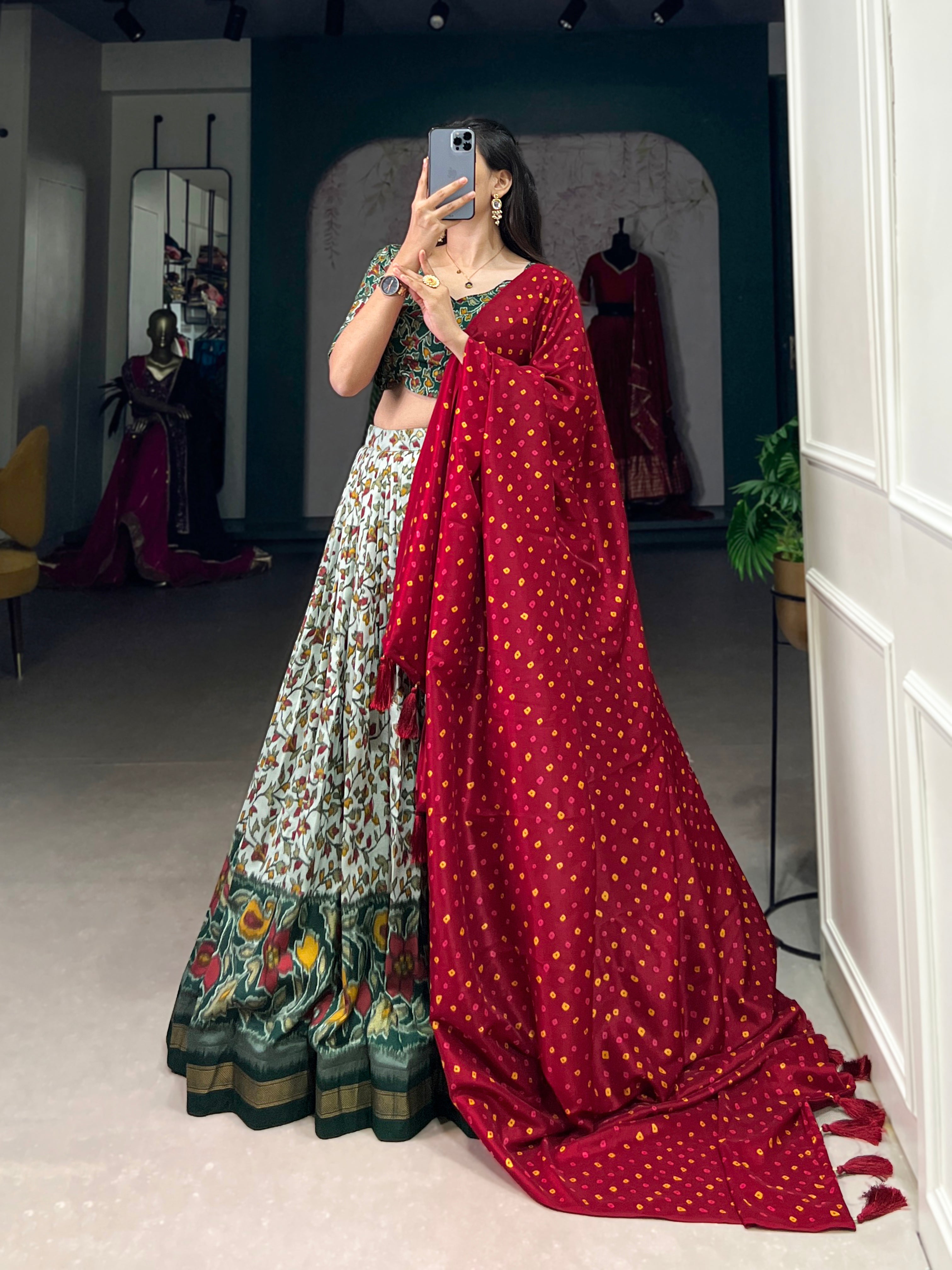 Floral Elegance Green & Red Lehenga with Bandhej Dupatta