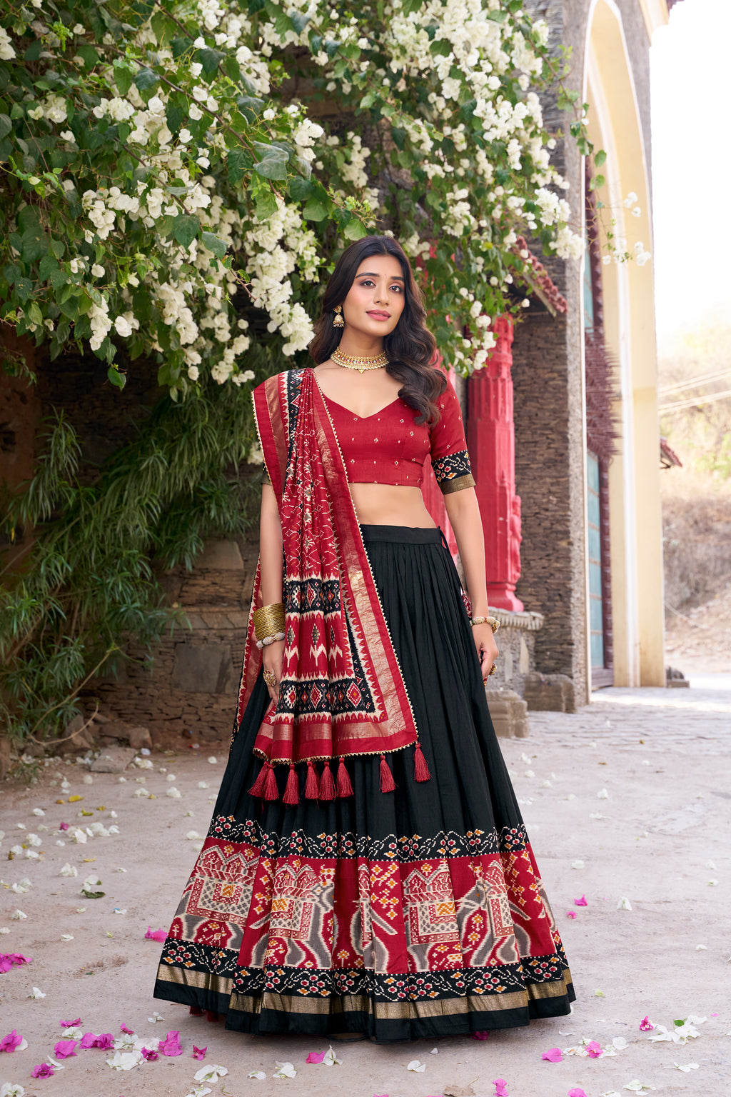 Elegant Lehenga with Traditional Motifs