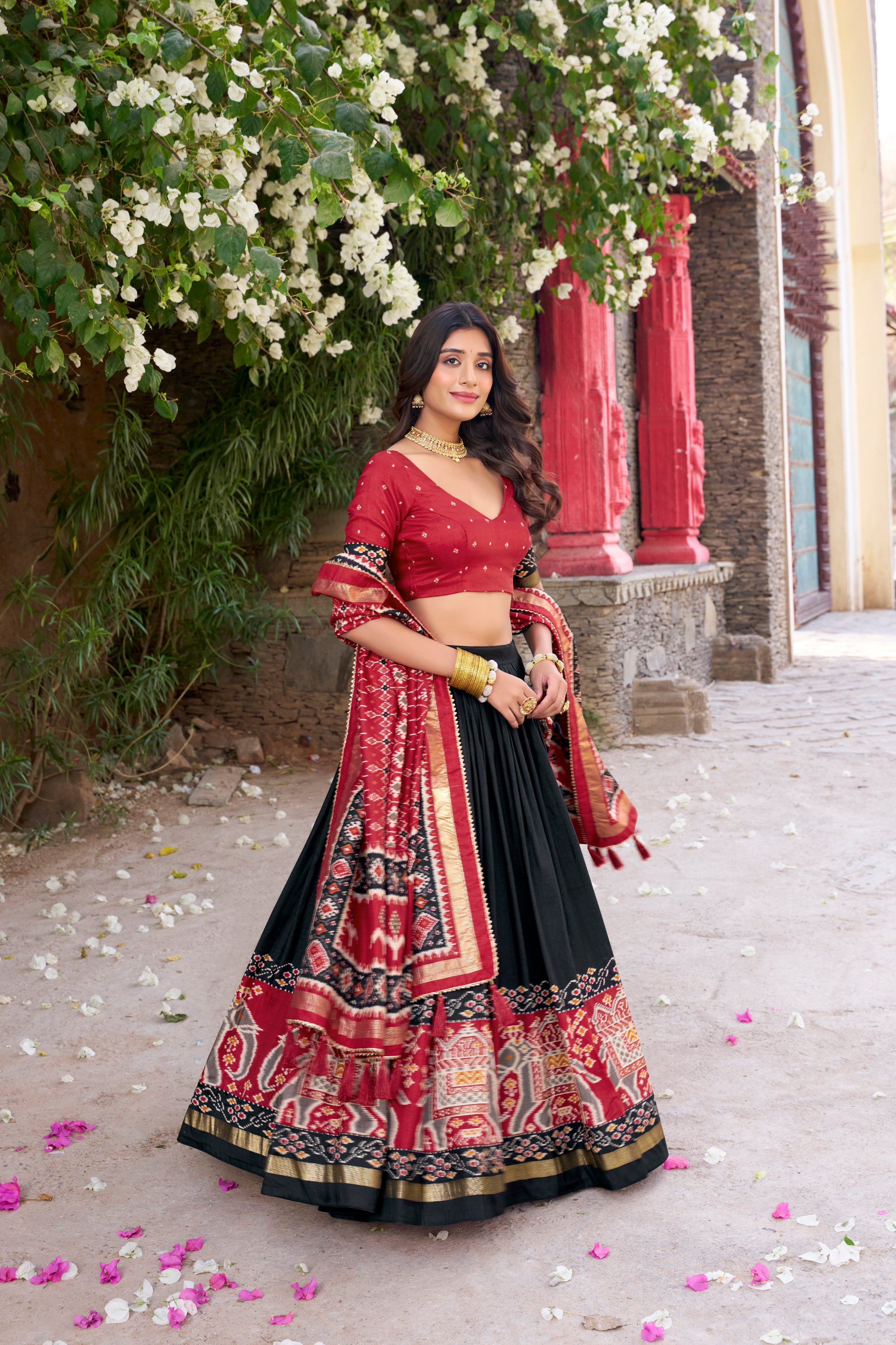 Elegant Lehenga with Traditional Motifs