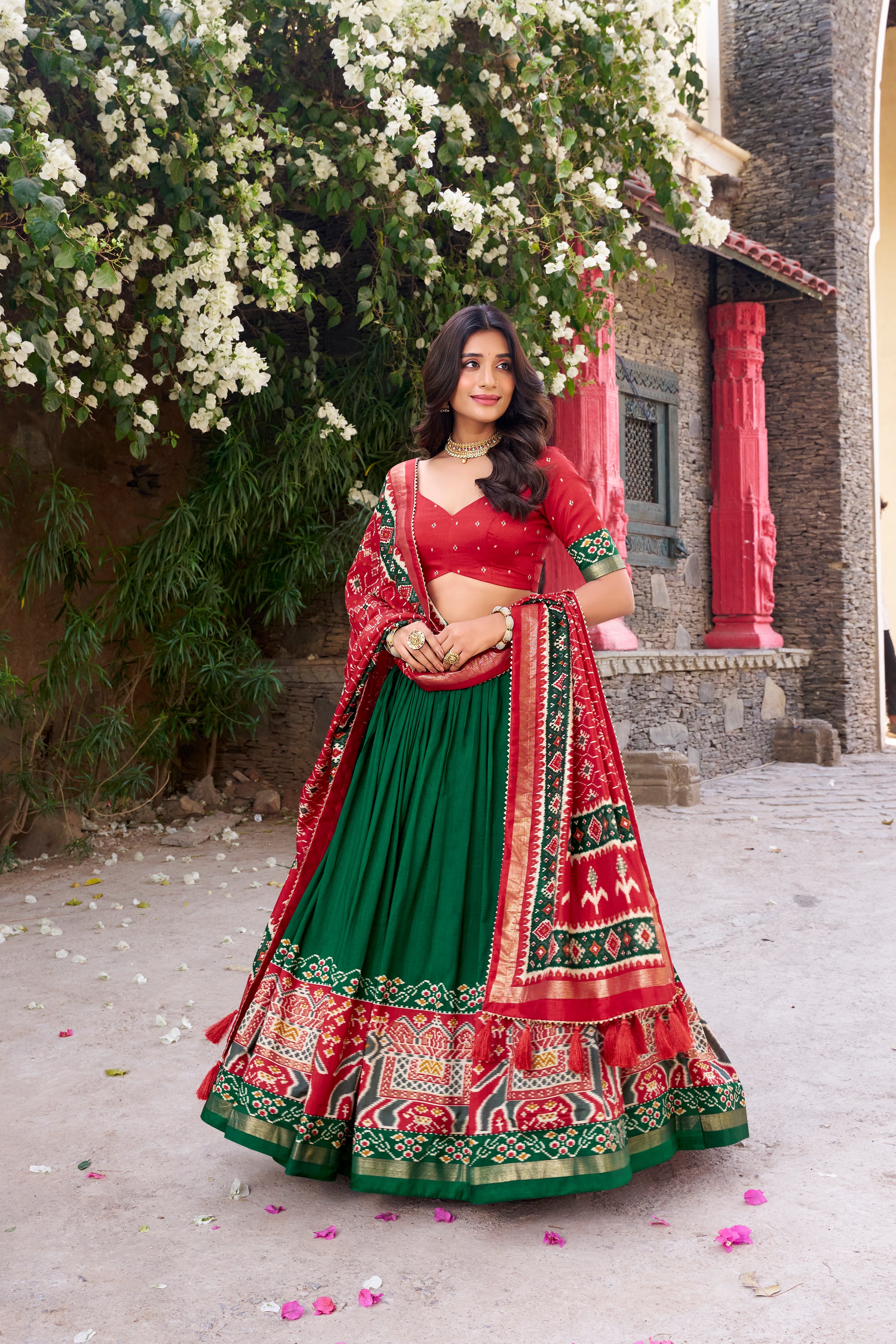 Elegant Lehenga with Traditional Motifs