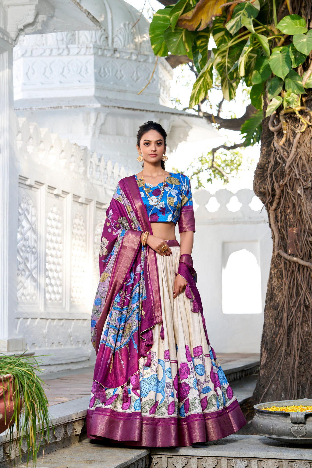 Elegant Traditional Indian Attire with Handcrafted Embroidery