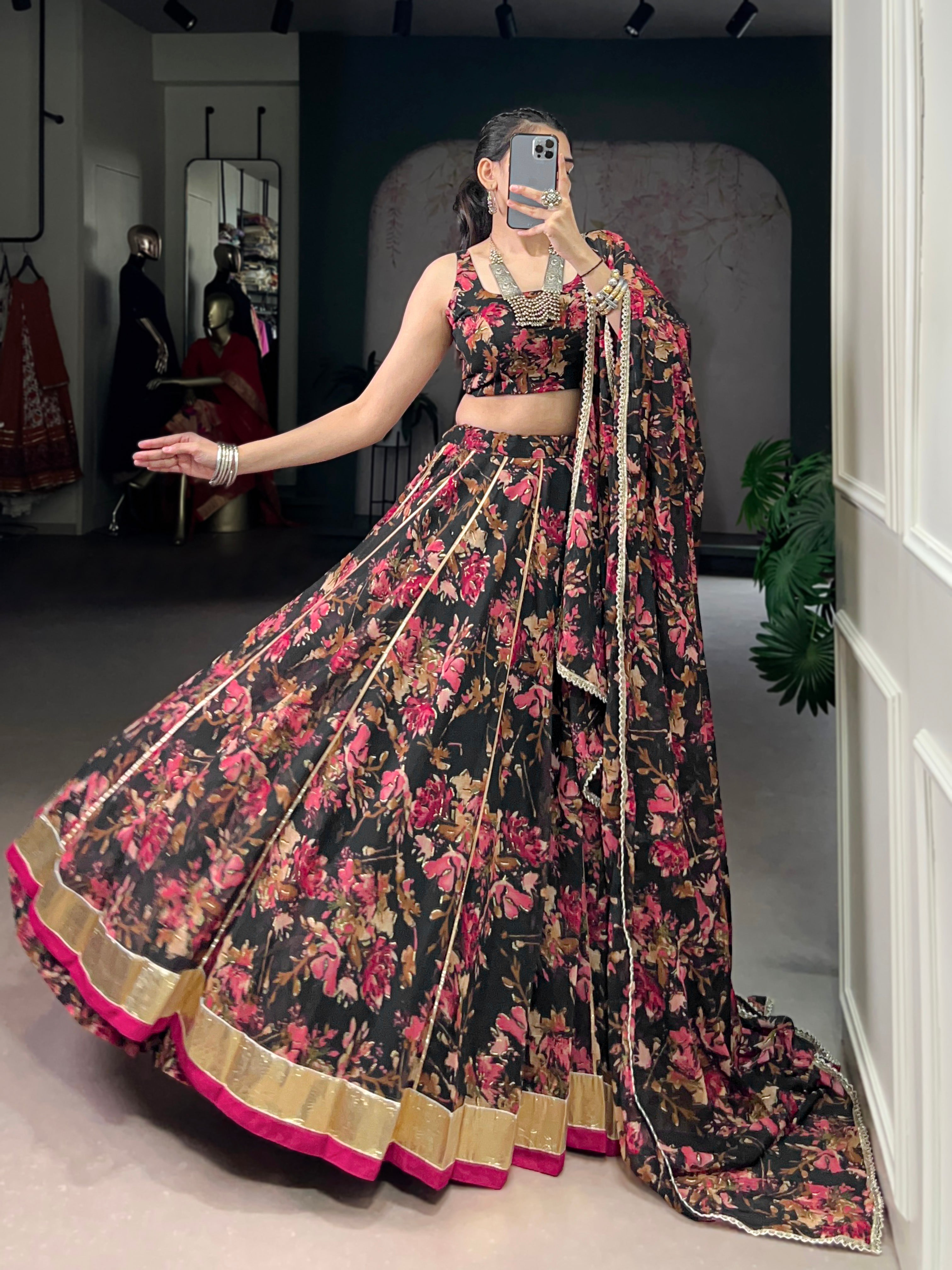 Floral Elegance Chiffon Choli with Golden Border Detailing