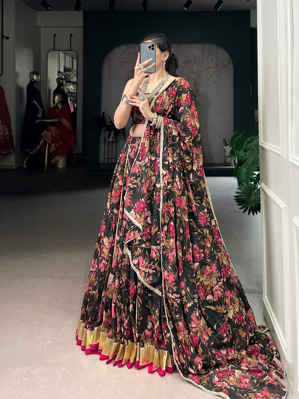 Floral Elegance Chiffon Choli with Golden Border Detailing