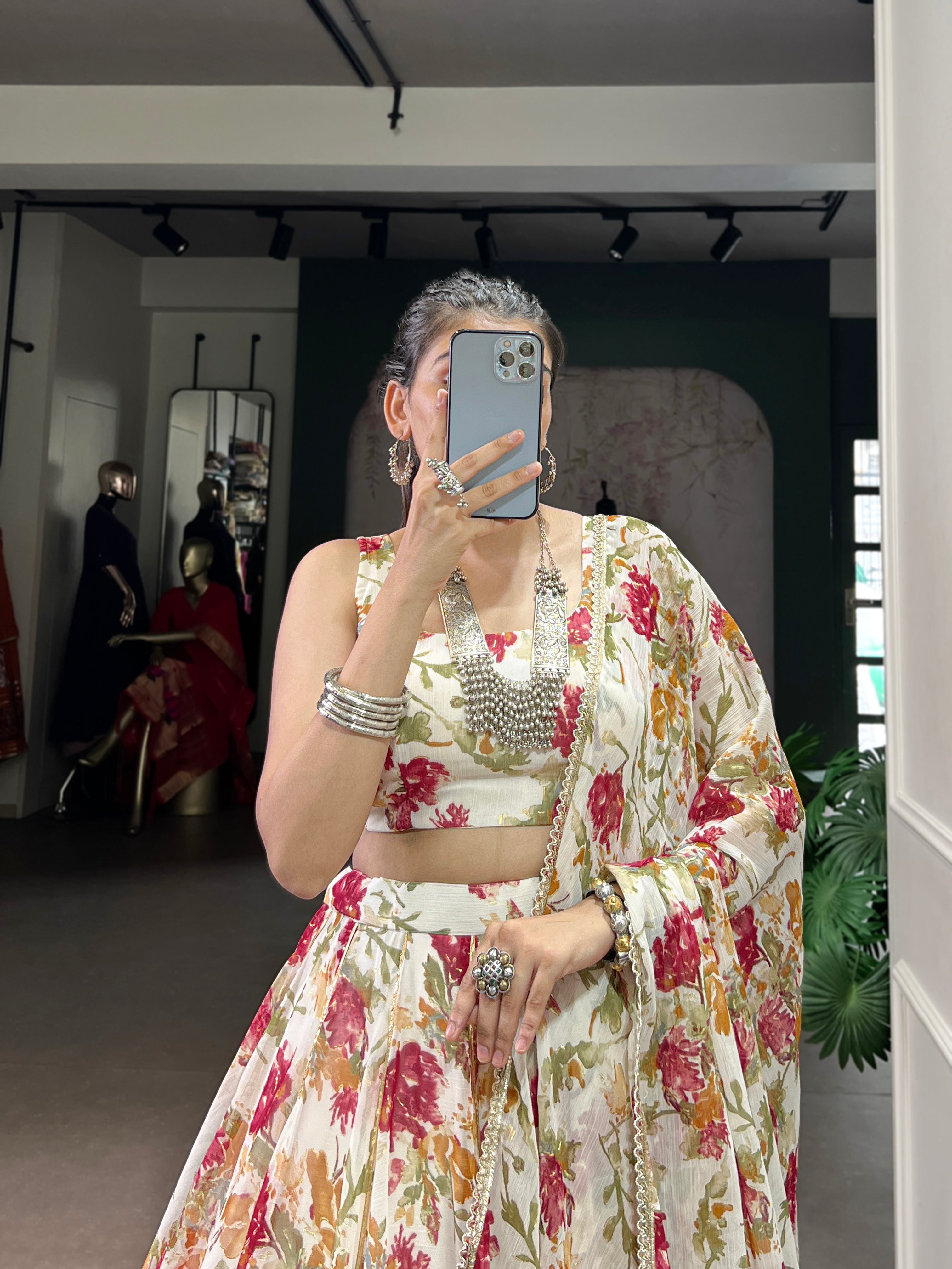Floral Elegance Chiffon Choli with Golden Border Detailing