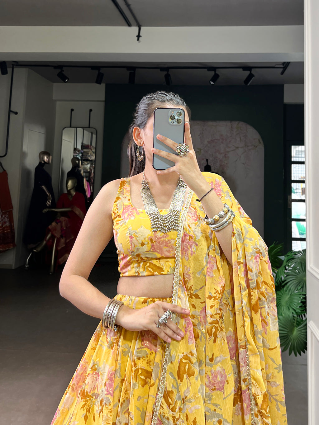 Floral Elegance Chiffon Choli with Golden Border Detailing