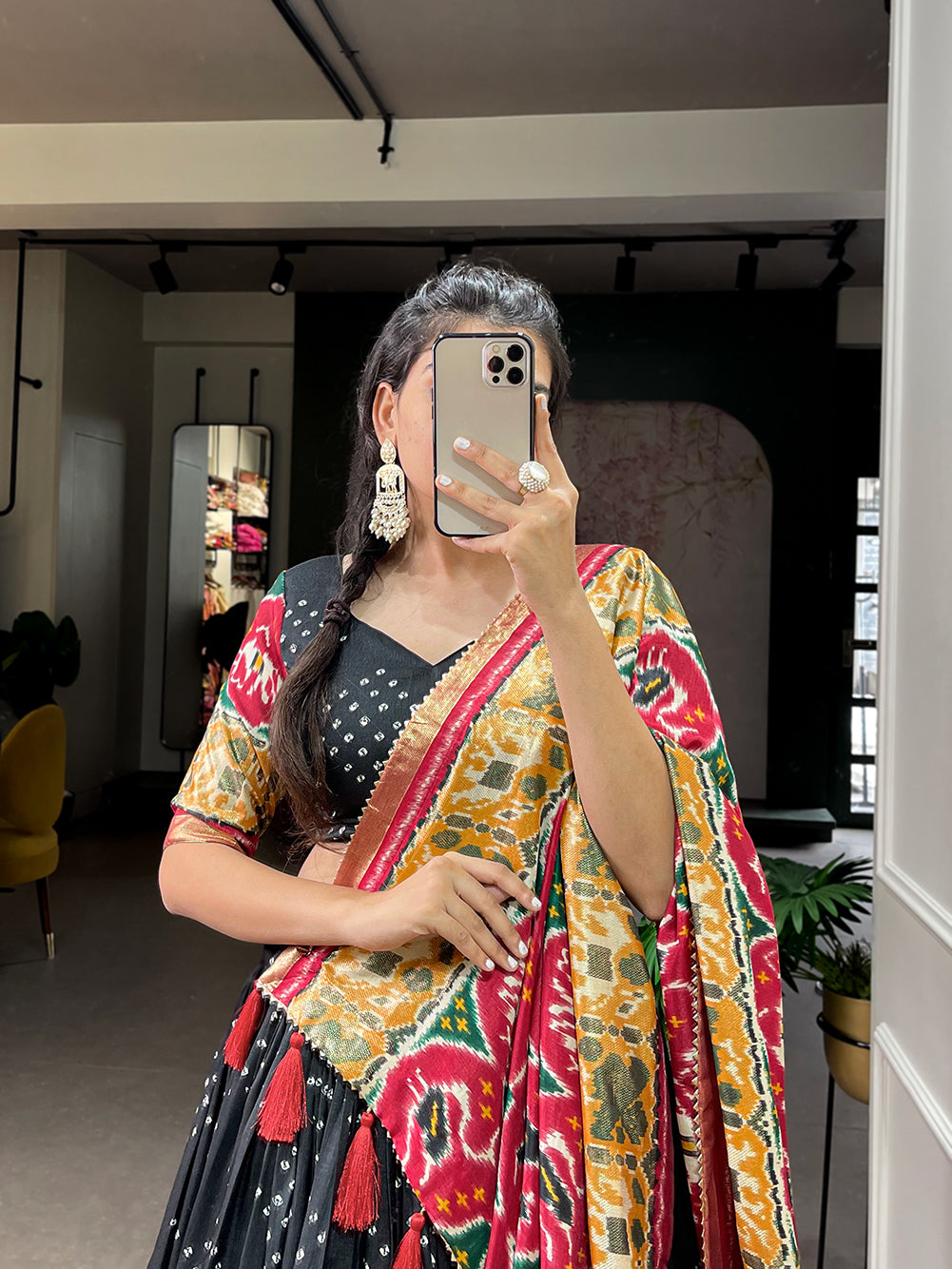 Lehenga Choli with a Vibrant Patola Print Dupatta
