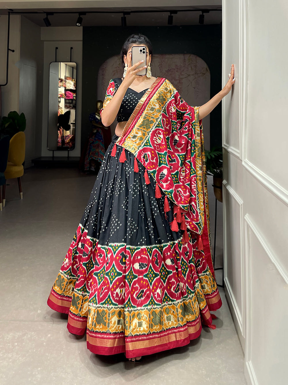 Lehenga Choli with a Vibrant Patola Print Dupatta