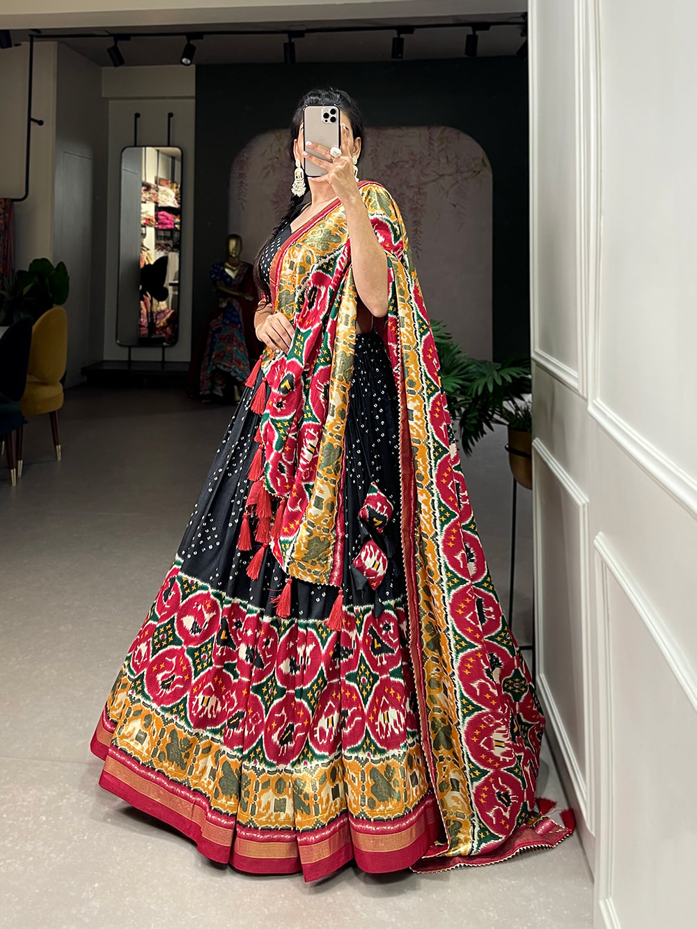 Lehenga Choli with a Vibrant Patola Print Dupatta
