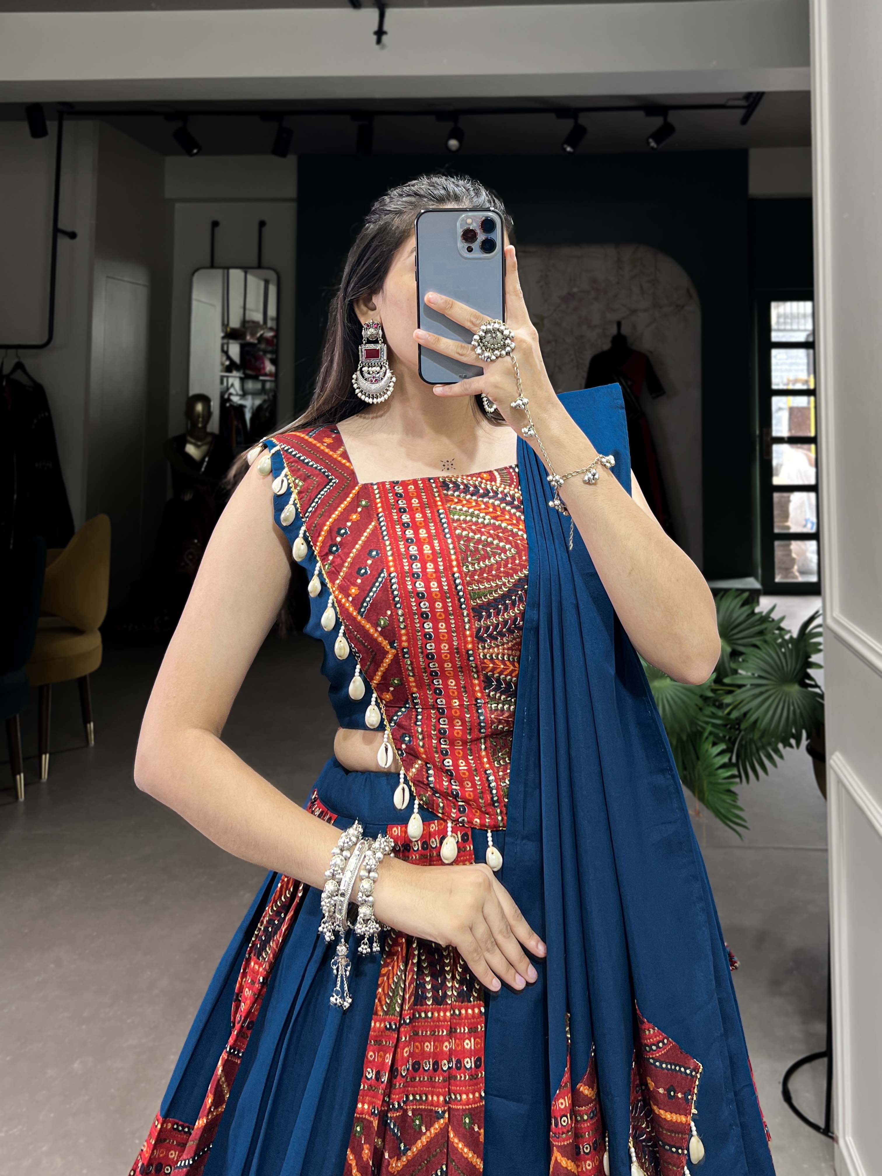Pure Cotton Traditional Choli with Dupatta – Blue & Red Bandhani Print
