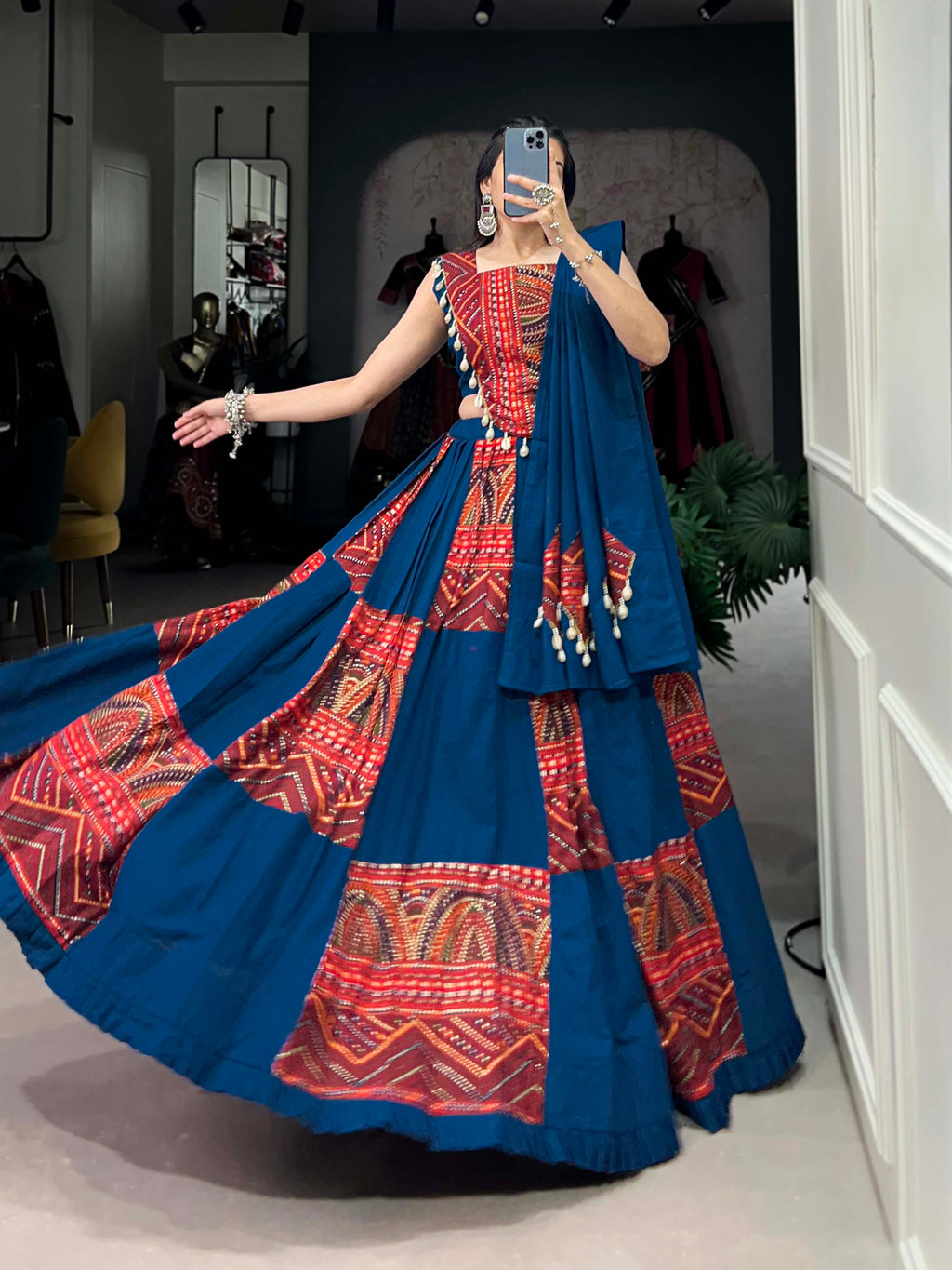 Pure Cotton Traditional Choli with Dupatta – Blue & Red Bandhani Print