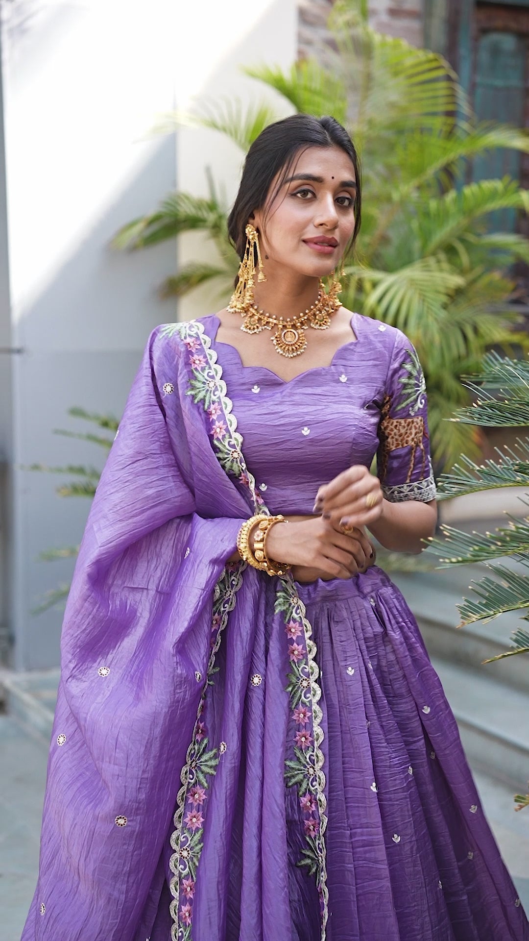 Graceful allure in a stunning dusty rose lehenga.