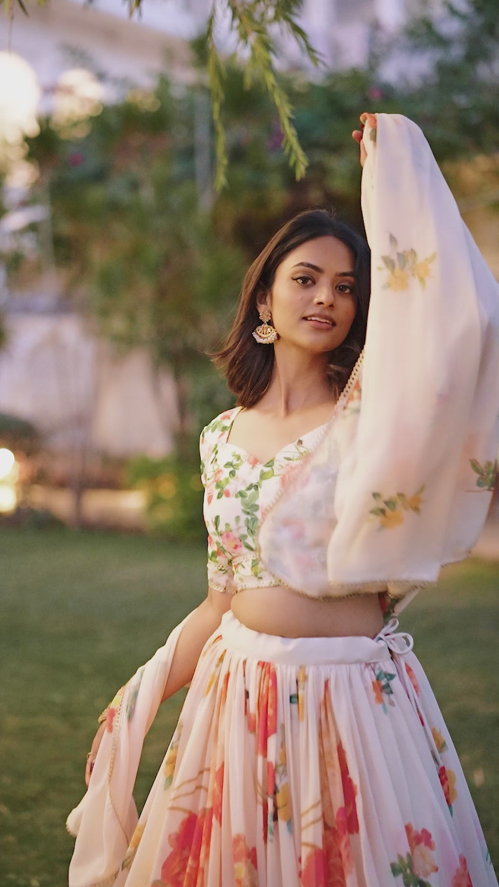 Graceful Ivory Floral Lehenga with Vibrant Blossoms
