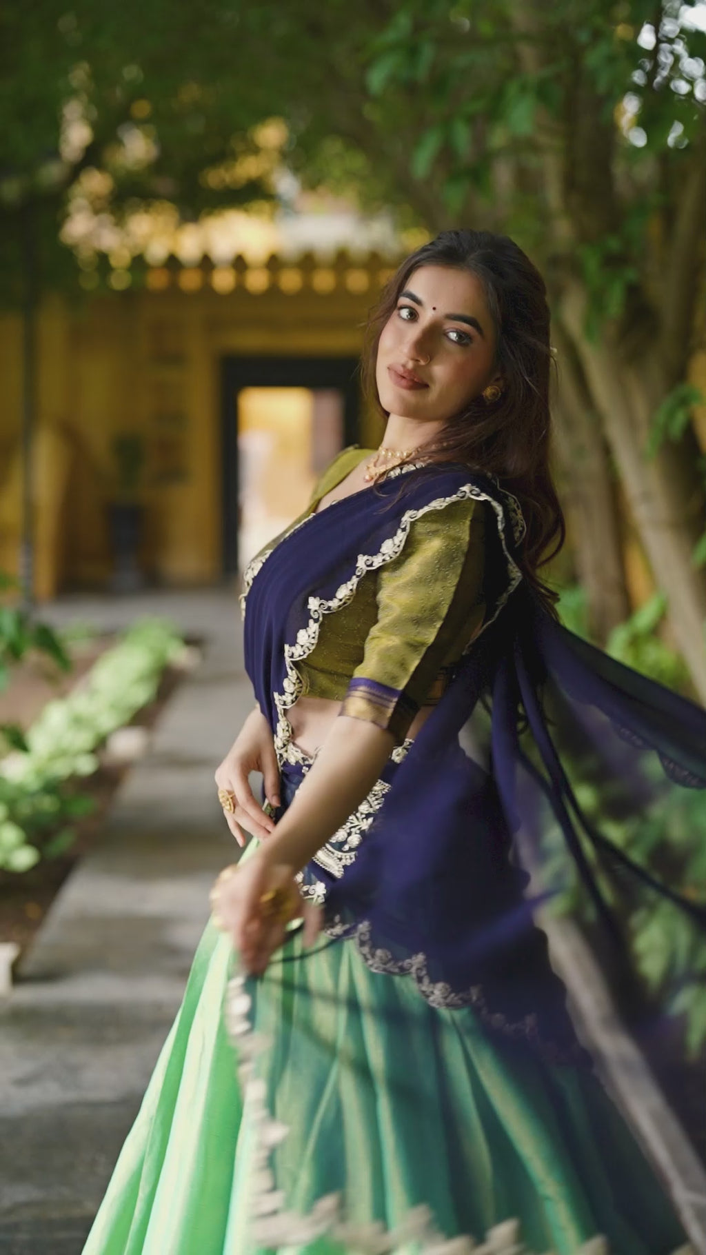 Kanchipuram silk lehenga Choli, woven with stunning zari details and Georgette Dupatta