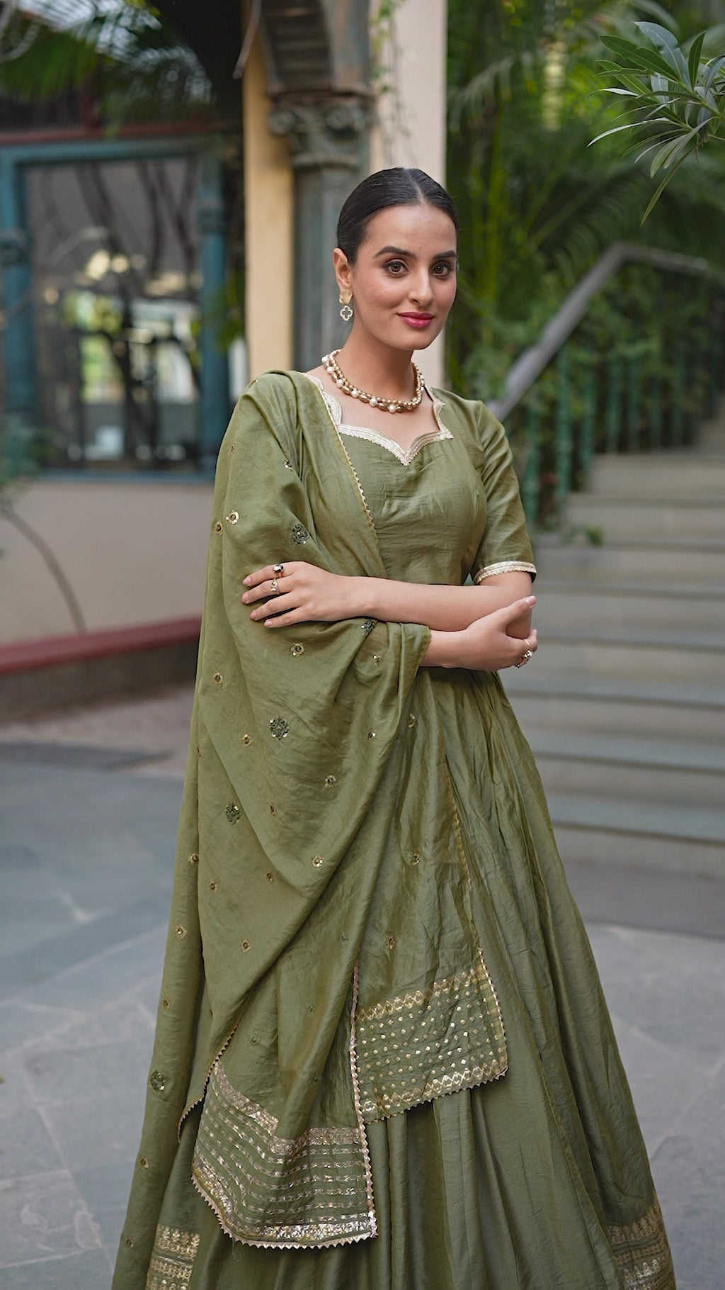 Regal Choli with Woven Zari Border